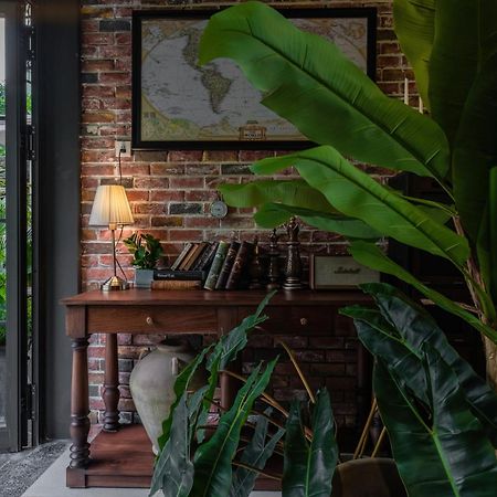 The Chum Boutique Hotel Hue Exterior photo